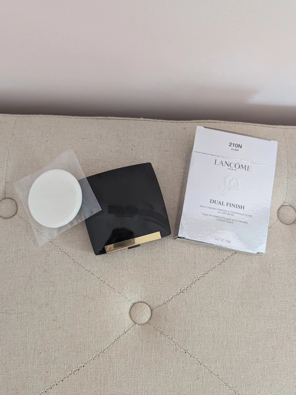Lancôme Dual Finish Powder & Foundation in 210N (Neutral Tone)